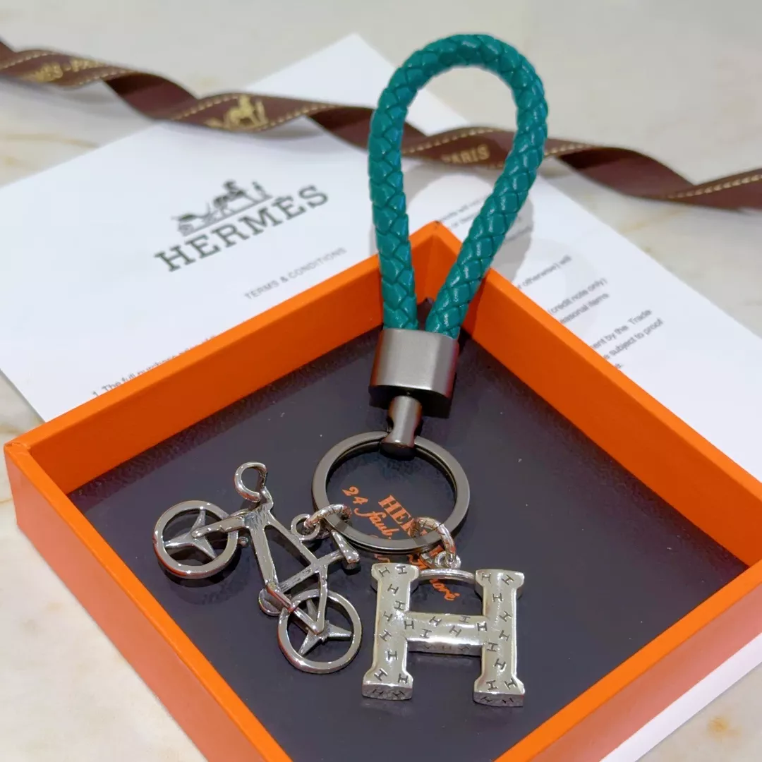 hermes key holder and boucle de sac s_12b16232